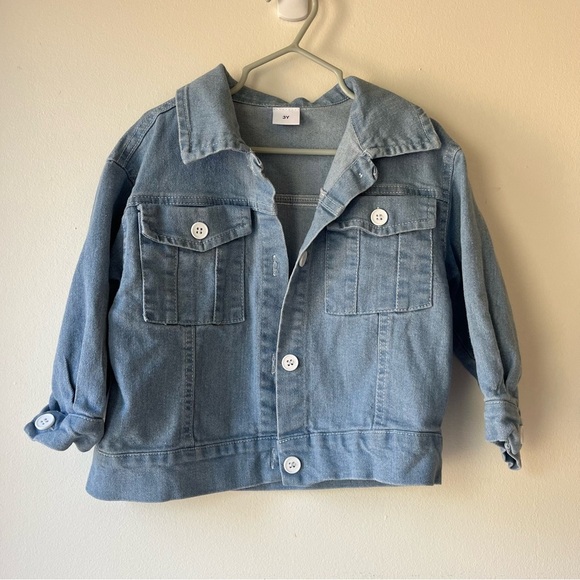 🌼 5/$25 Kids Light Wash Denim Jean Jacket Toddler Size 3Y (3T) Unisex Outerwear - Picture 1 of 8